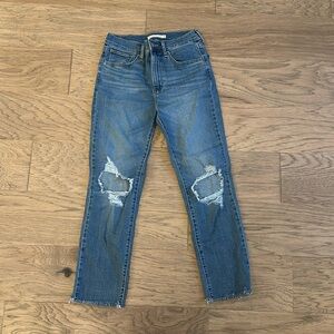 Levi 724 high rise straight crop size 27